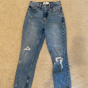 Abercrombie mom jeans